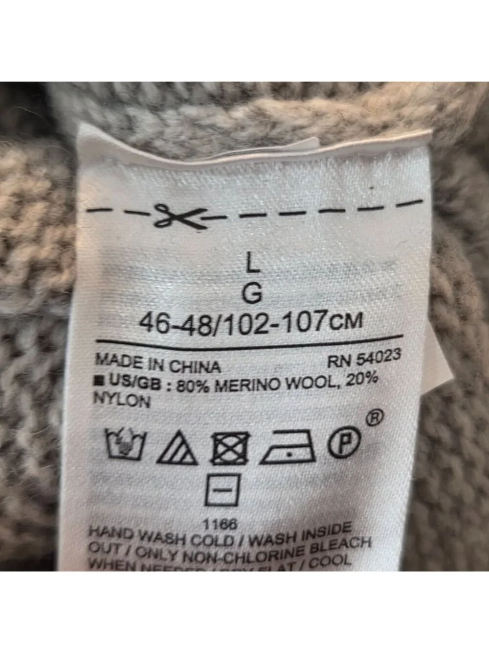 Banana Republic Beige Cable Knit Sweater Preppy Classic Cozy Men's L